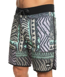 Quiksilver Highlite Scallop 19" Boardshorts Midnight Navy -Radar Shop Quiksilver HIGHLITE SCALLOP 19 MIDNIGHT NAVY Alternate 3 39025.1674852816
