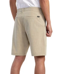 RVCA Balance Hybrid 20" Shorts 15 RVCA Balance Hybrid 20" Shorts -Radar Shop RVCA BALANCE HYBRID KHAKI Alternate 3 69585.1675360585