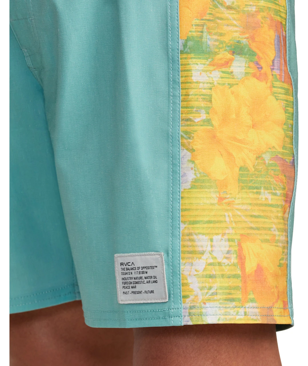 RVCA Cut Palm 17" Volleys 4 RVCA Cut Palm 17" Volleys - Image 4