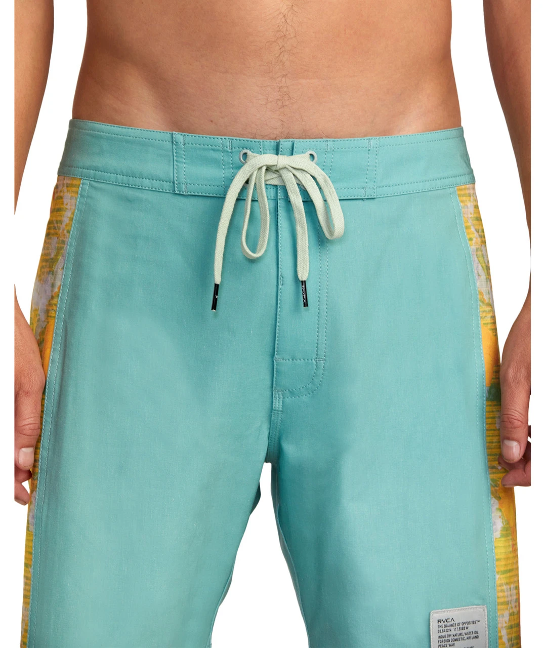 RVCA Cut Palm 17" Volleys 3 RVCA Cut Palm 17" Volleys - Image 3